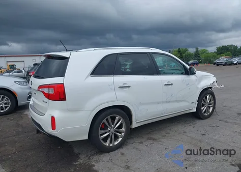2015 Kia Sorento Limited V6 from USA, damaged, VIN 5XYKWDA7XFG579348
